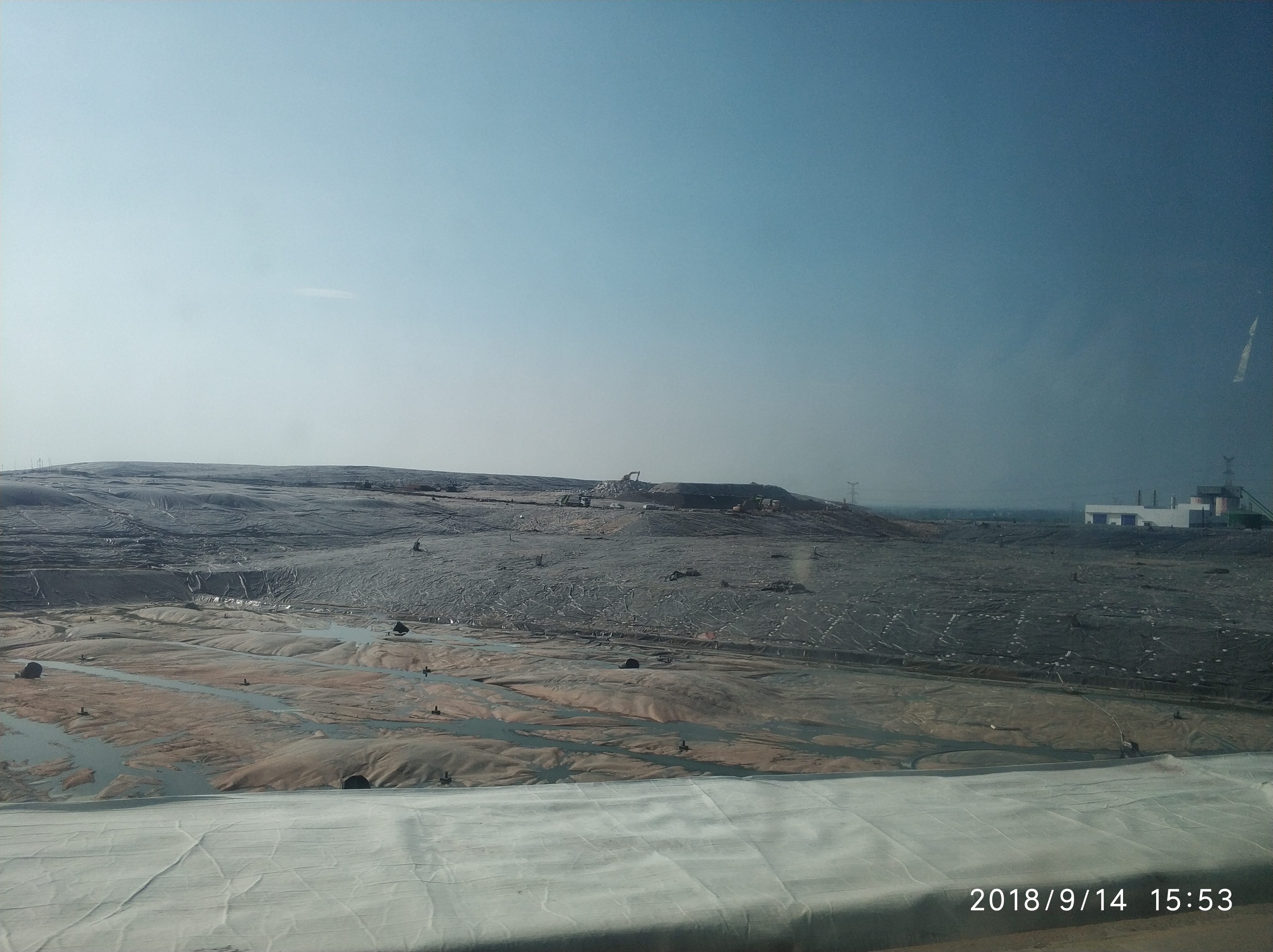 1537962979791791.jpg 1537962979791791.jpg